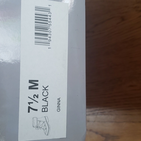 NIB Jennifer Lopez Black Ginna Bootie Size 7.5 - Picture 4 of 14